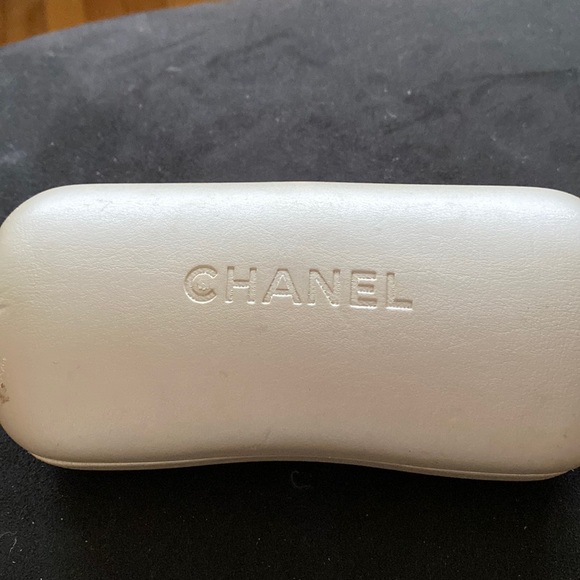 CHANEL Accessories - Chanel! Vintage sunglasses and white case!
